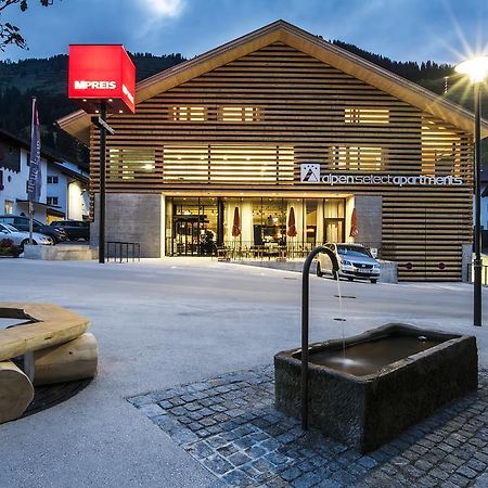 Alpen Select Apartments Kleinwalsertal Мителберг Екстериор снимка