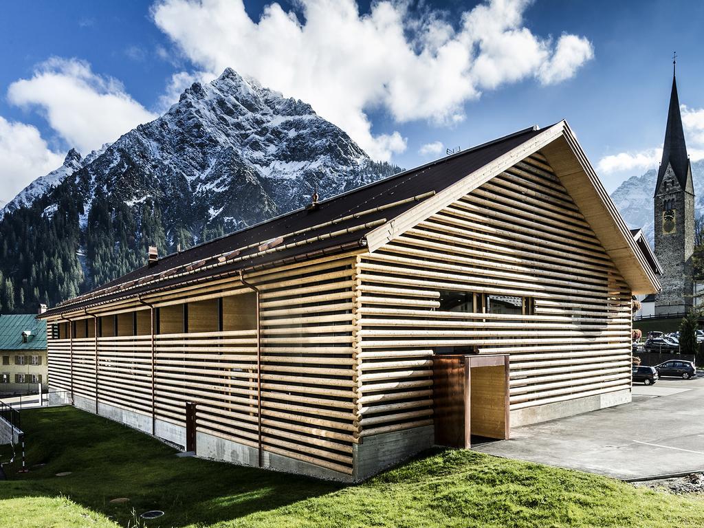 Alpen Select Apartments Kleinwalsertal Мителберг Екстериор снимка