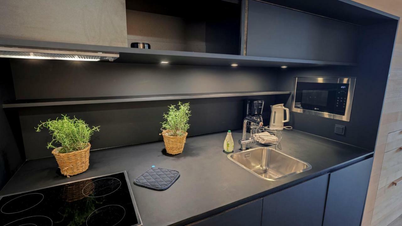 Alpen Select Apartments Kleinwalsertal Мителберг Екстериор снимка